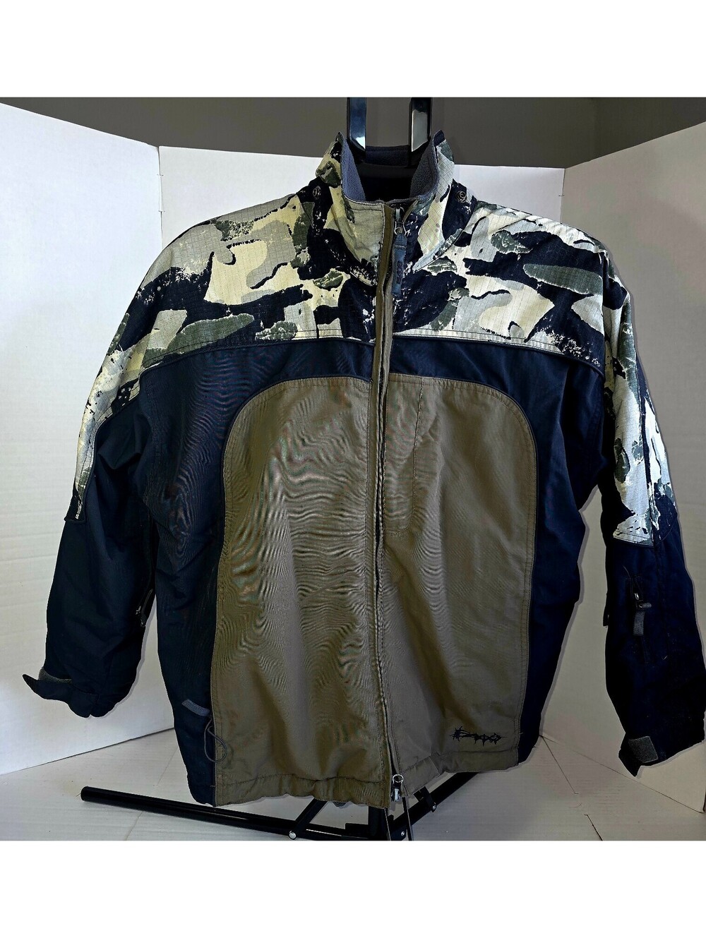 Vintage Turbine Boardwear snowboarding jacket Boys sz Lg